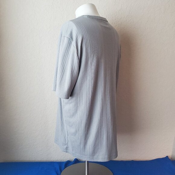 XL Claiborne gray moisture wicking short sleeved shirt - Picture 4 of 7